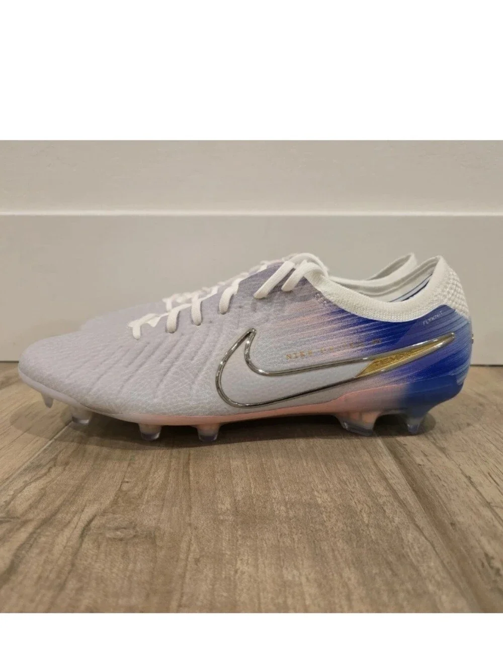 NIKE UNITED TIEMPO LEGEND 10 ELITE FG SOCCER CLEATS MENS